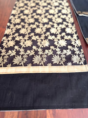 Black Lotus - Table Runner with 2 Mats