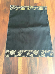 Black Lotus - Table Runner with 2 Mats