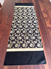 Black Lotus - Table Runner with 2 Mats