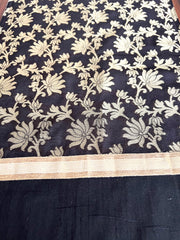 Black Lotus - Table Runner with 2 Mats