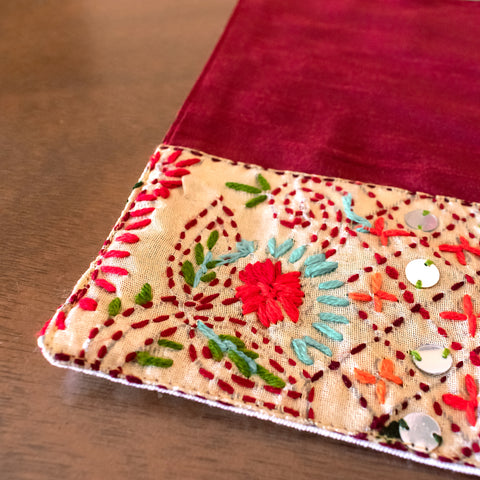 Kantha Paisley Shimmer - Table Runner with 2 Mats